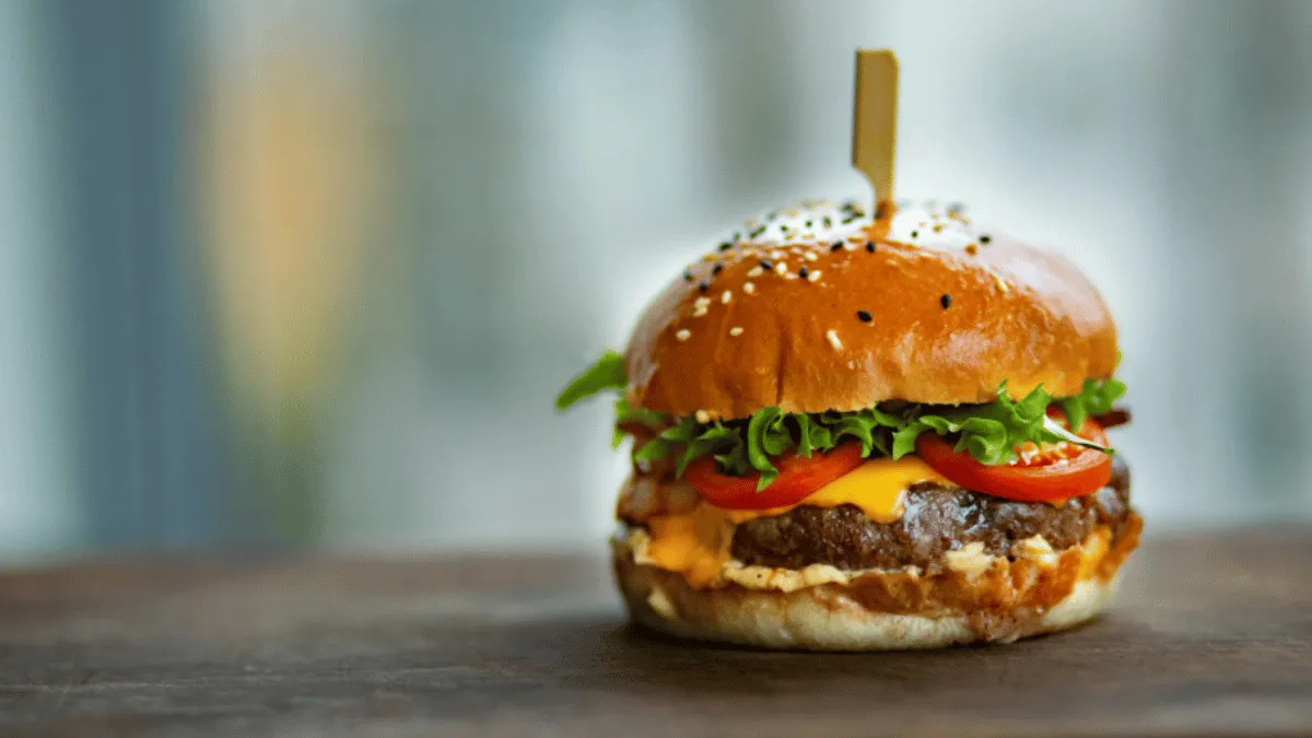 new-flavour-customer-mocks-burger-king-for-finding-mould-in-online-ordered-burger-internet-reacts